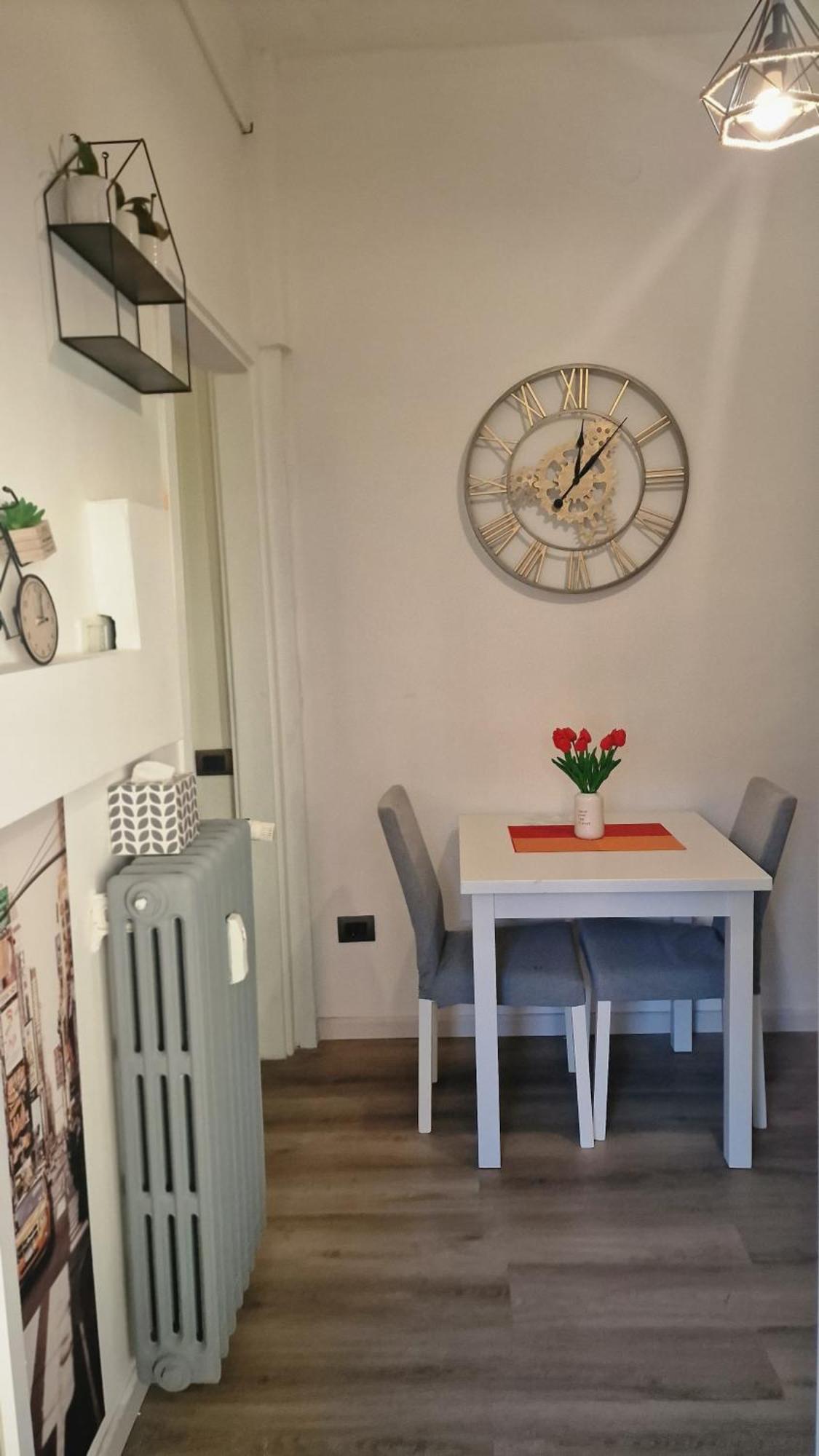La Casa Di Tom - Homy Milano Appartement Buitenkant foto