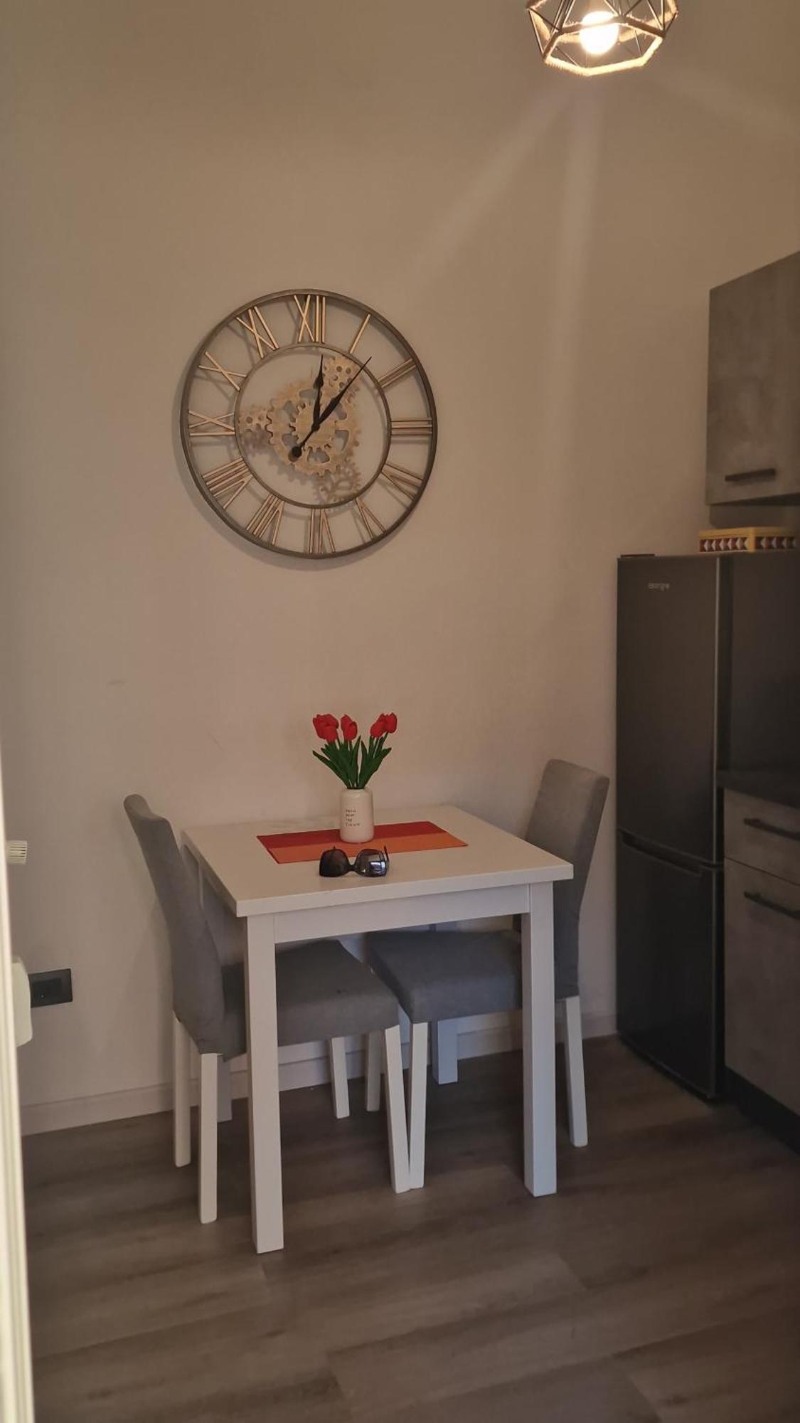 La Casa Di Tom - Homy Milano Appartement Buitenkant foto